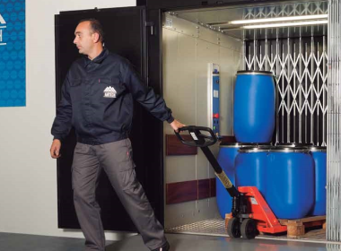 Box lift 2 tonne goods lift - transporting barrels